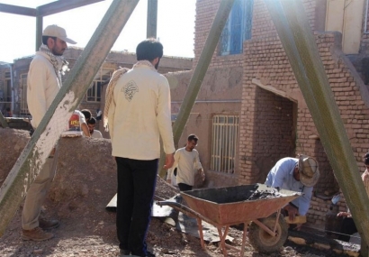 خدمات‌رسانی ۳۰۰۰۰ جهادگر بسیجی به سیل‌زدگان گلستانی/سپاه ۳۵ مدرسه را تعمیر می‌کند