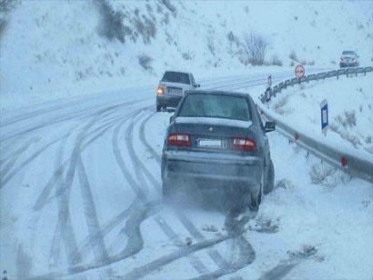 بارش سنگین برف در توسکستان و خوش ییلاق/از سفر غیرضروری پرهیز کنید