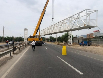 ۷ پل عابر پیاده در محورهای پرتردد گلستان نصب شد