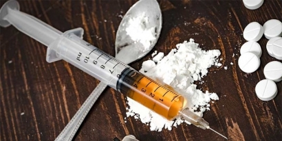 خانواده‌ها کرونای مواد مخدر را جدی بگیرند