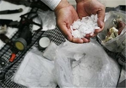 معتادان به هروئنین و شیشه بخوانند/ 10 تا 15 سال حبس در انتظار مجرمانی که برای بار چهارم دستگیر شوند