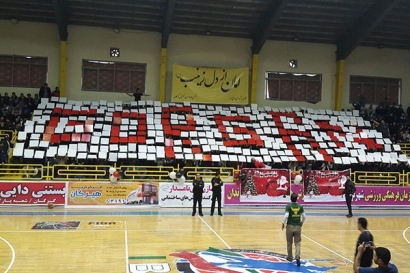 شکست تلخ بسکتبال شهرداری گرگان در برابر دانشگاه آزاد/ پایتخت هواداران بسکتبال ایران در حسرت برد خانگی/ داد تماشاگران درآمد + حاشیه‌ها