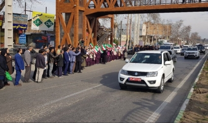 مردم گرگان به استقبال رئیس جمهور رفتند