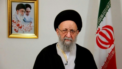 پیام آیت الله نورمفیدی در پی سخنان اخیر مولوی گرگیج