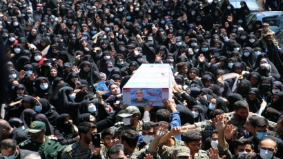 آیین تشییع ۵ پیکر شهدای خان طومان در گرگان برگزار شد