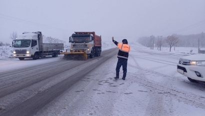 تردد در محورهای کوهستانی گلستان فقط با زنجیر چرخ